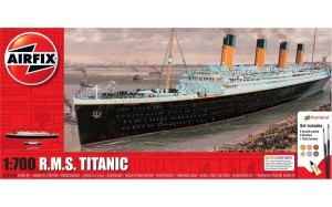 RMS Titanic 1:700 z klejem, farbami i pędzlem, Airfix 50164