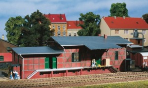 Magazyn towarowy z rampą H0-1:87, Auhagen 11383, NA ZAMÓWIENIE