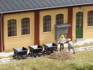 Zestaw 3 wagonów kolejki polowej 6,5 mm H0-1:87 atrapy, Auhagen 41702, NA ZAMÓWIENIE