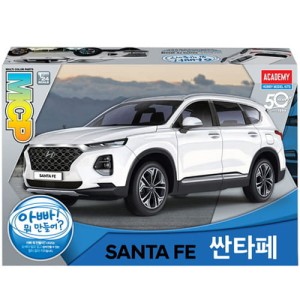 Samochód Hyundai Santa Fe serija MCP w 1:24, Academy 15135