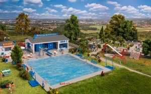 Zestaw Czas wolny na basenie H0-1:87, Faller 190136, NA ZAMÓWIENIE