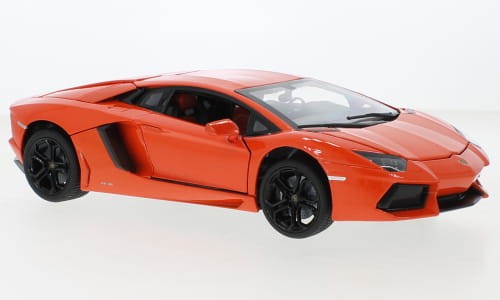 Lamborgini Aventador 1_18.jpg