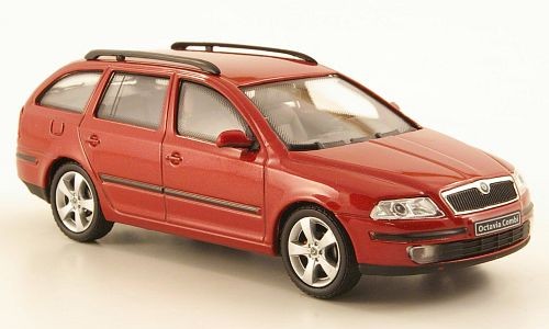 Skoda Octavia Combi.jpg