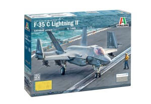Myśliwiec F-35C Lightning II CATOBAR version 1:72, Italeri 1469