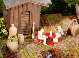 Narzędzia ogrodowe i beczki H0-1:87, Faller 180906