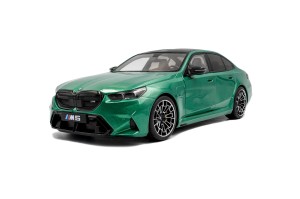 BMW M5 (G90) 2025 rok, metalik (Isle of Man Green metallic) w 1:18, SOLIDO 1814701, NA ZAMÓWIENIE