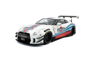 NISSAN GT-R (R35) LBWK Bodykit Type 2.0 2024 rok “Martini Livery” w 1:18, SOLIDO 1805819, NA ZAMÓWIENIE