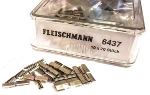 Złączki przejściowe do torów 2,5 mm-2,1 mm H0-1:87, Fleischmann 6437, 20 szt.