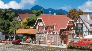 Dworzec Burgdorf H0-1:87, Faller 131377, seria HOBBY