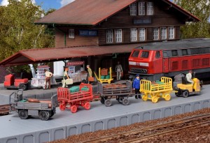 Wózki bagażowe H0-1:87, Kibri 38646