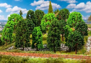 Drzewa liściaste H0-1:87, Faller 181524, 15 szt., 7,5-10 cm