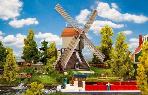 Młyn wiatrowy H0-1:87, Faller 131388, seria HOBBY