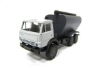 KAMAZ 4310 H0-1:87 do przewozu zboża, szary