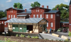 Magazyn towarowy z rampą H0-1:87, Auhagen 11351