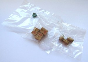 Zestaw ładunków do wagonów H0-1:87 z napisami, Exact-train EX70000