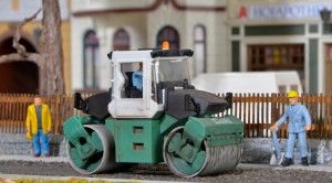 Walec drogowy Bomag H0-1:87 SchwarzBau, Kibri 11502, NA ZAMÓWIENIE