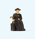 Duchowny czekający na pociąg H0-1:87, Preiser 28105