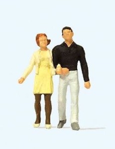 Para na spacerze H0-1:87, Preiser 28111