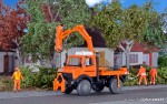 Unimog U2400 H0-1:87 z osprzętem do koszenia, Kibri 15004, NA ZAMÓWIENIE
