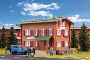 Dom alpejski Ernen H0-1:87, Kibri 38031, NA ZAMÓWIENIE