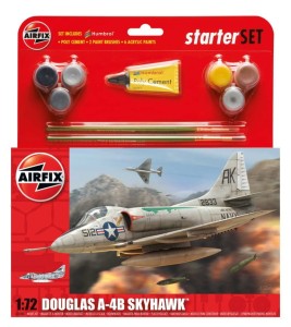 Douglas A4-B Skyhawk 1:72 z klejem, farbami i pędzlem, Airfix 55203