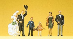 Nowożeńcy, goście weselni H0-1:87, Preiser 10339