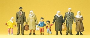 Przechodnie w ciepłych ubraniach H0-1:87, Preiser 10343