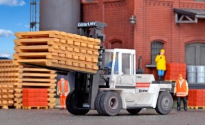 Wózek widłowy H0-1:87 Kalmar LMV DC, Kibri 11750