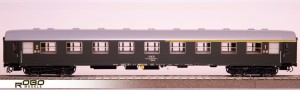 Wagon osobowy 1/2. kl. 104Af Szczecin H0-1:87 PKP ep. IV, ROBO 233030