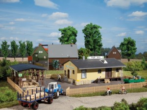 Magazyn przeładunkowy z wiatą H0-1:87, Auhagen 11374